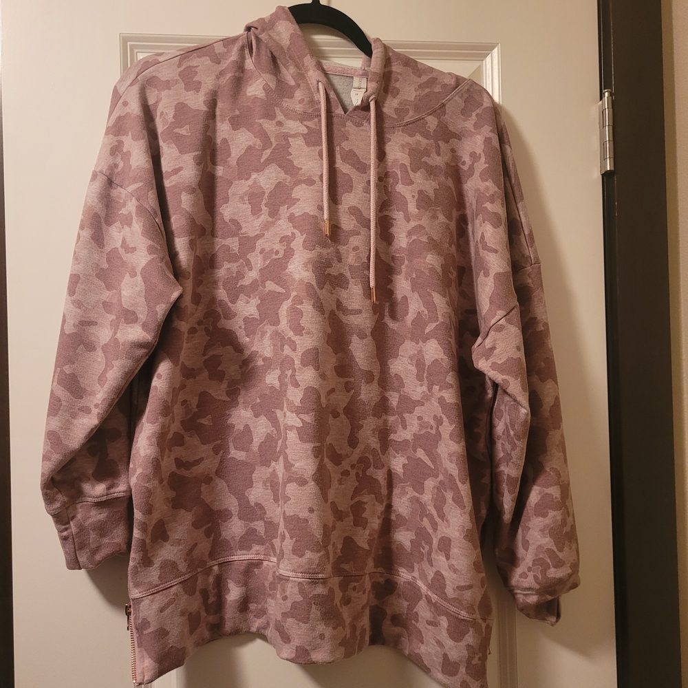 Women's Ideology Trendy Pink Camo Pullover Size 1X